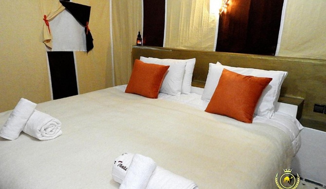 Room in Guest room - Luxury Desert Camp - Merzouga
