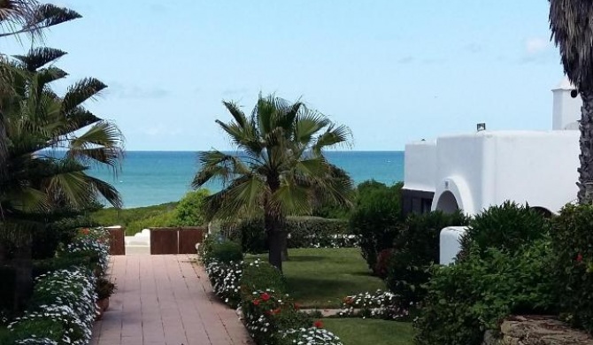 Villa meublée face à la mer, Golf et Verdure