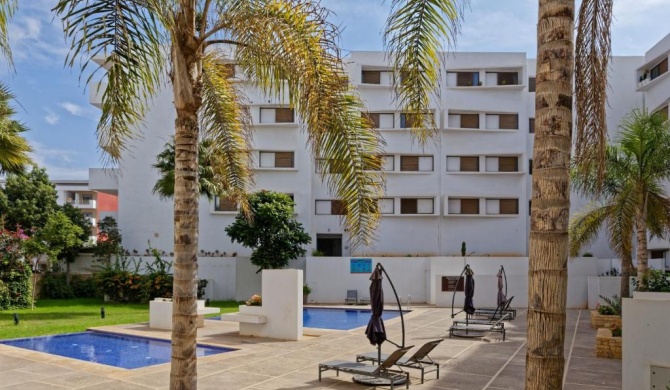 Luxury Apartment 100sqm with Pool WIFI Unlimited near Beach