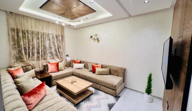 Fastueux appartement à louer en plein centre de Kenitra