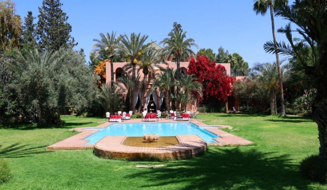 Dar Ayniwen Garden Hotel & Bird Zoo