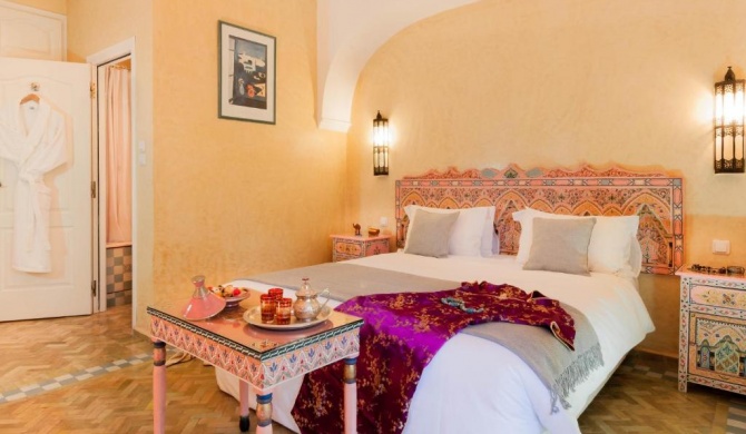 Double room in a charming villa in the heart of Marrakech palm grove