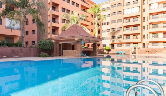 logement booking piscine Gueliz
