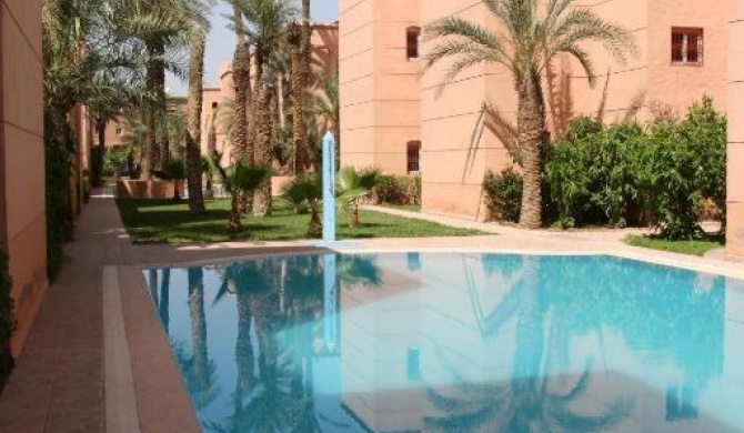 Riad Alaoui 146 with swimming pool and free parking