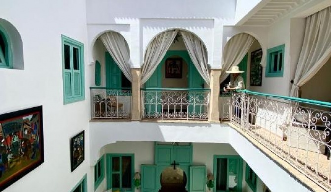 Riad Lauriers Blancs