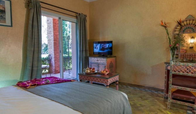 Room in BB - Double room in a charming villa in the heart of Marrakech palm grove