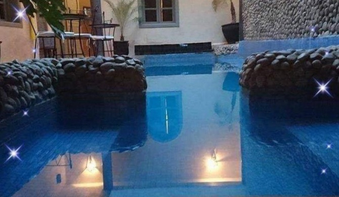 Maison d'hôtes privatisée avec piscine chauffée, jacuzzi, service hôtelier