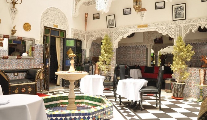 Riad La Porte d'Or & SPA