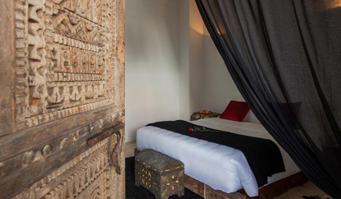 Room in Guest room - Suite Feria in luxurious Riad - Marrakech